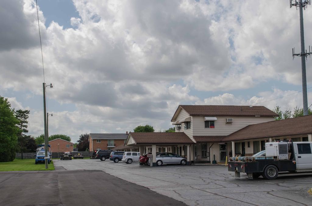 Delta Motel Bay City Exterior photo